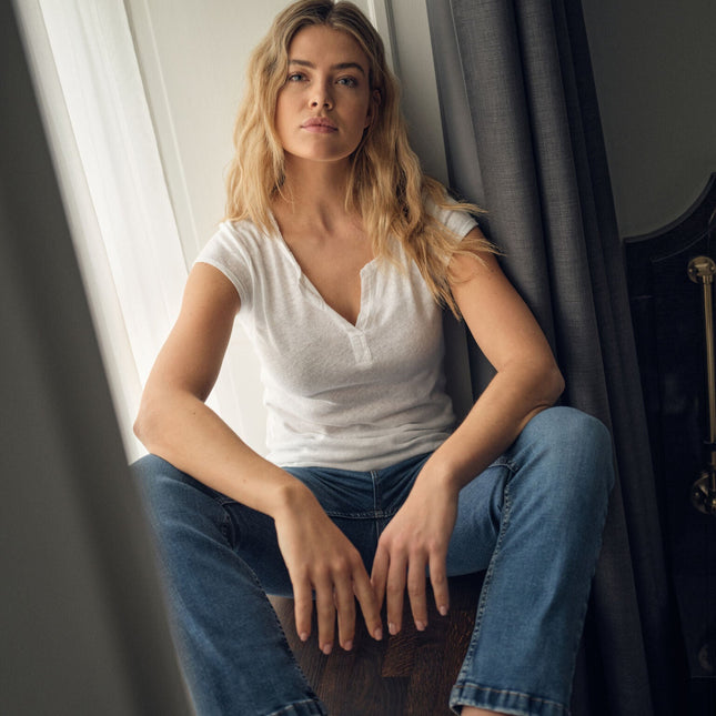 Mos Mosh Troy Tee in white cotton and line mix