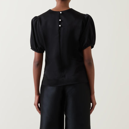 and Tate Eugenia top puff sleeves and pearl buttons