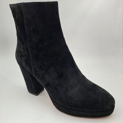 LOLA CRUZ 045T30BK block heel suede ankle boot