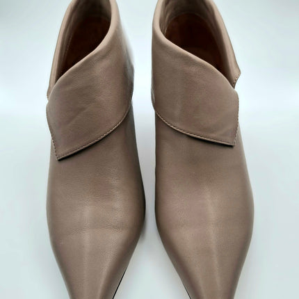 Lola Cruz 065T14BK low cut shoe boot