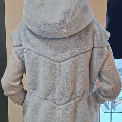 Max et Moi Valora faux fur gilet