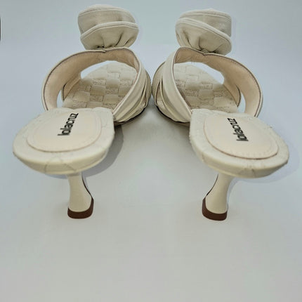 Lola Cruz 101Z14BK Lotta leather mules