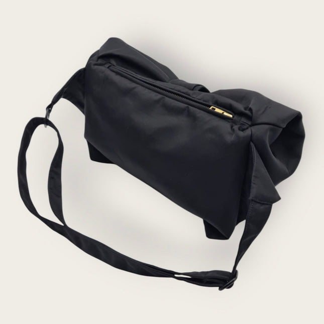 August Night Bow crossbody bag