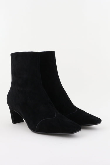 Lola Cruz 029T30BK square heel suede ankle boot black