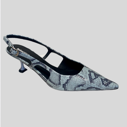 Lola Cruz  015Z99BK Slingback kitten heel