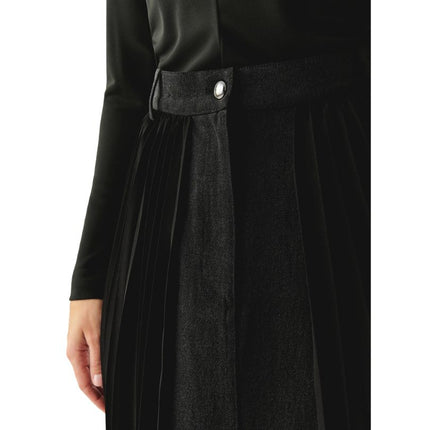Exquise Florence skirt black denim panel with pleats
