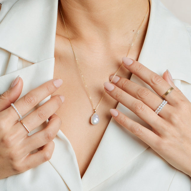 Mary K baroque pearl necklace