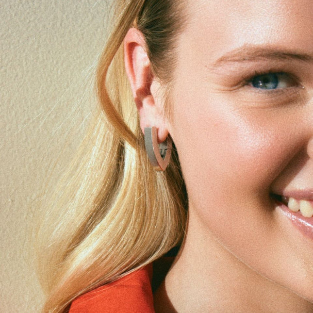 Edblad Valley small v hoop earrings gold